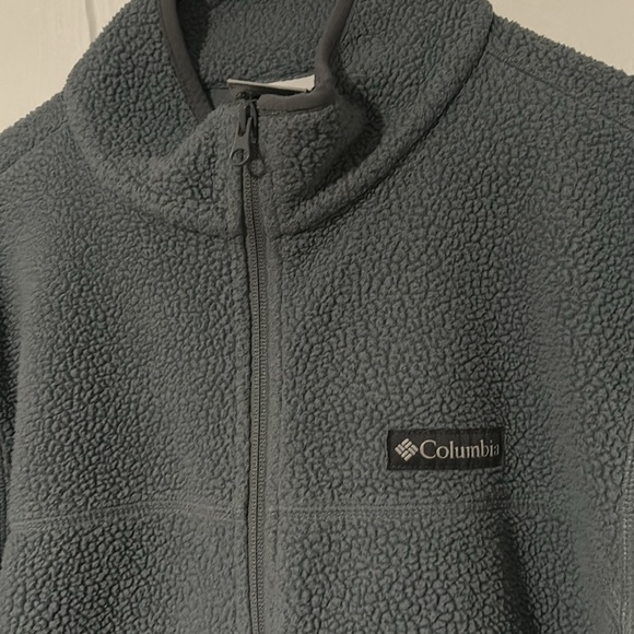 Columbia powder blue fleece zip up - Picture 2 of 3